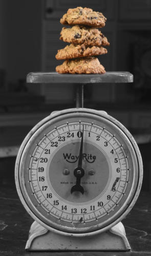 scale cookies1 BW